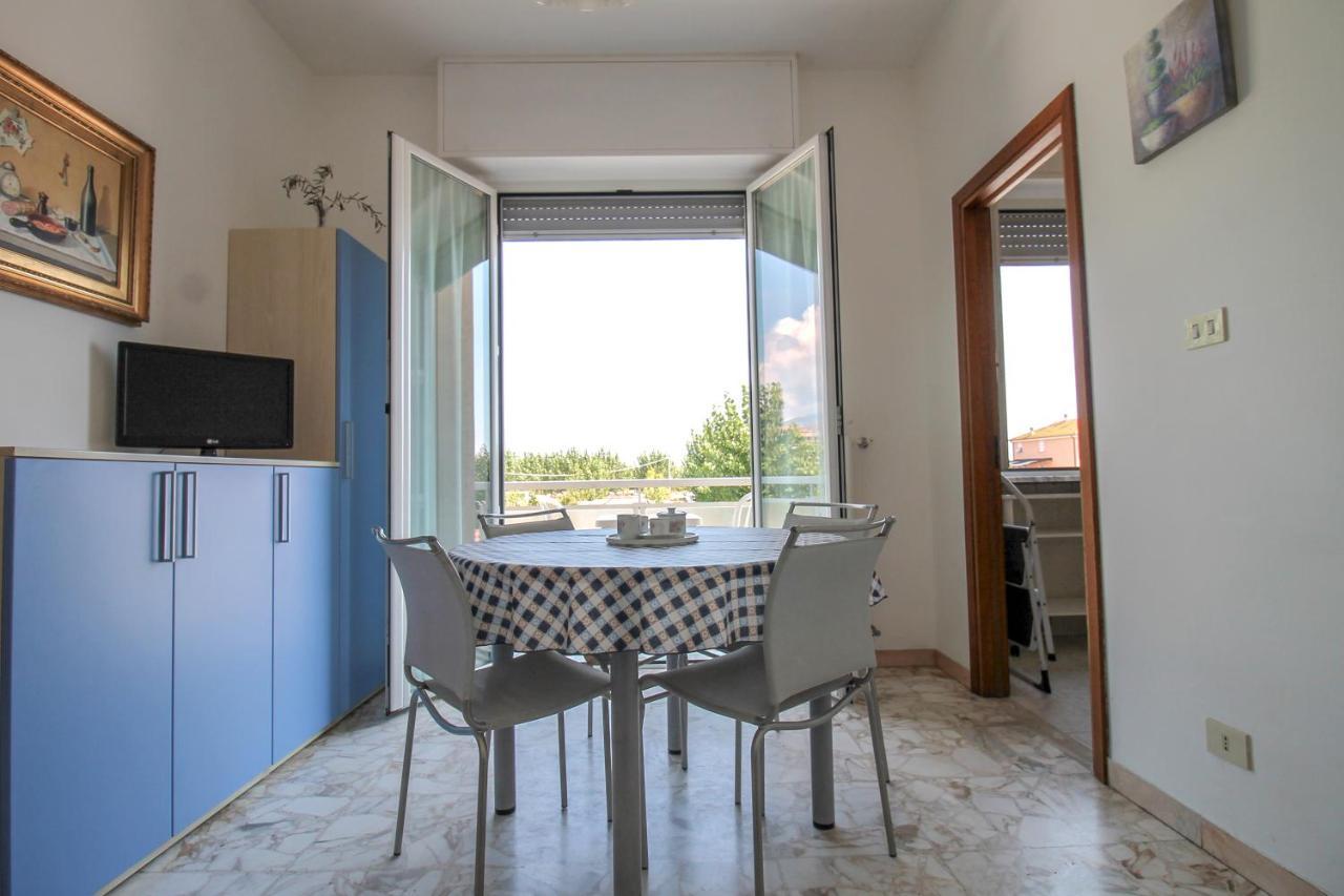 Residence Riviera Albenga Buitenkant foto