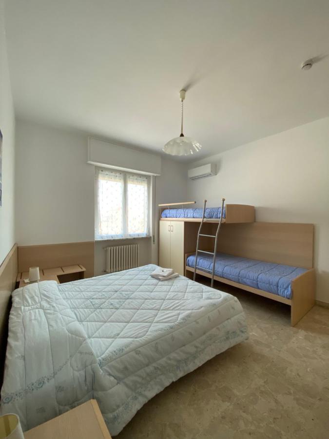 Residence Riviera Albenga Buitenkant foto