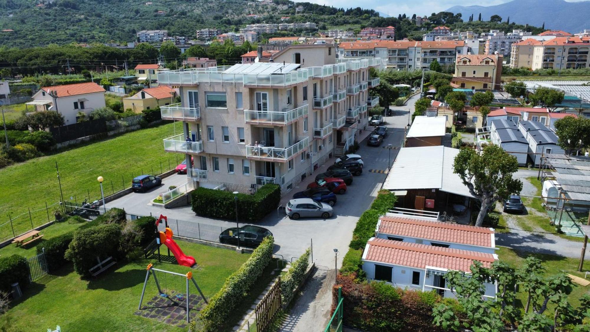 Residence Riviera Albenga Buitenkant foto